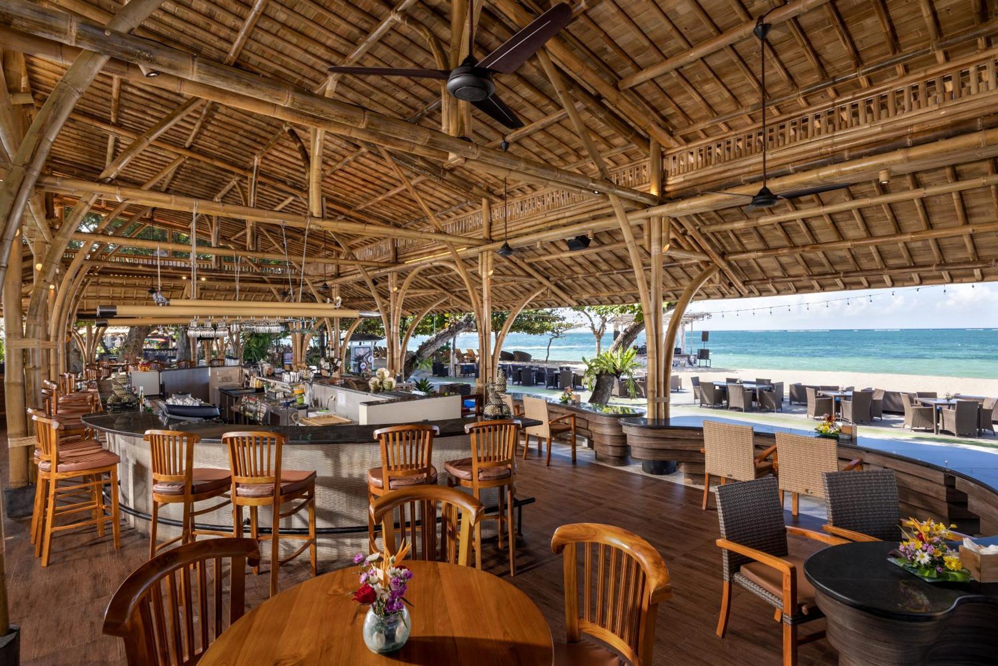 Prama Sanur Beach Bali Kültér fotó The Beach Club