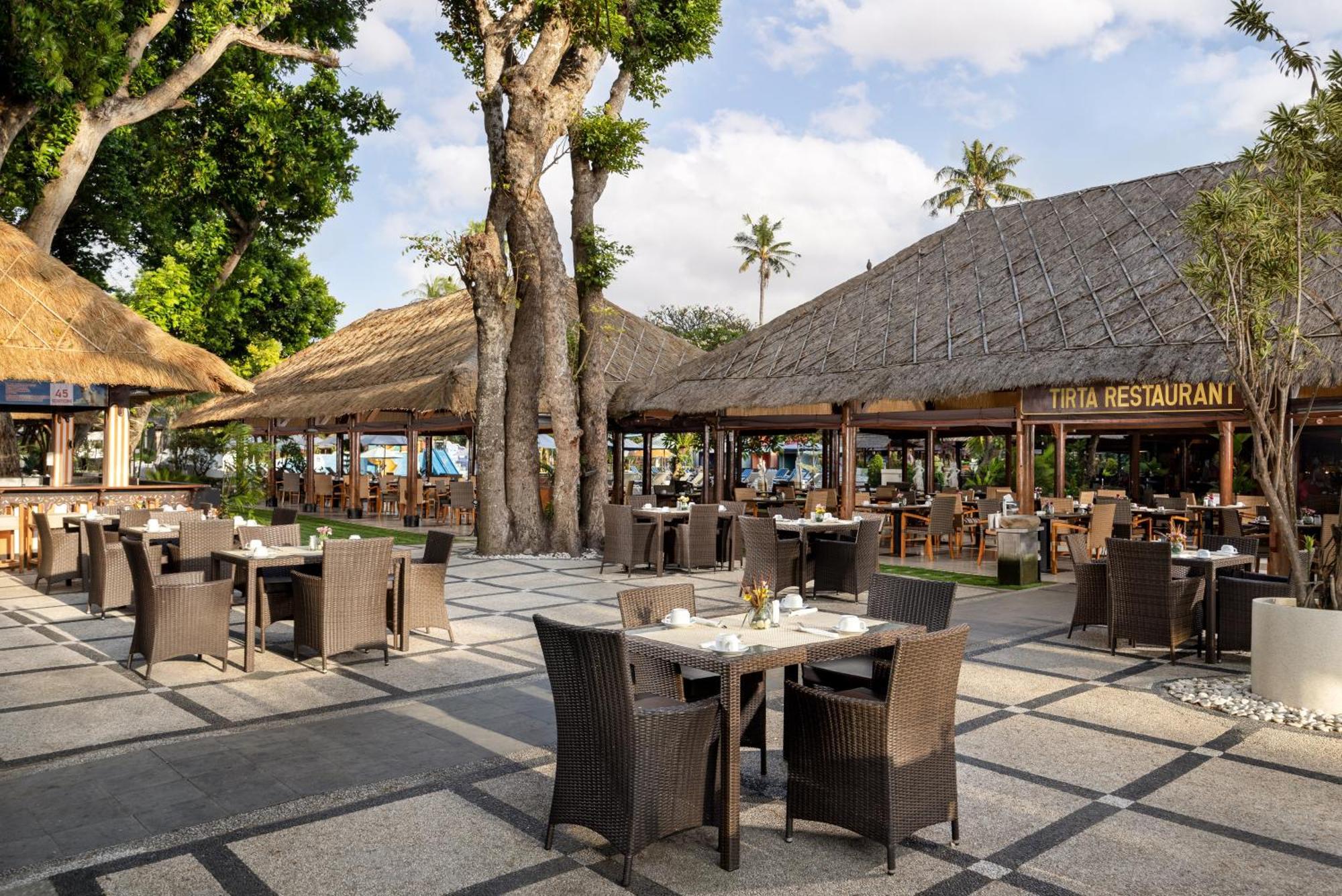 Prama Sanur Beach Bali Kültér fotó The restaurant at the resort
